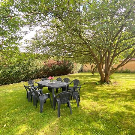 Maison Chaleureuse Avec Un Grand Jardin La Bonneville Eksteriør billede
